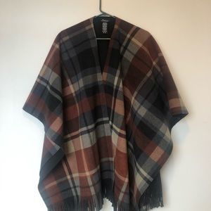 Women’s Fall Poncho